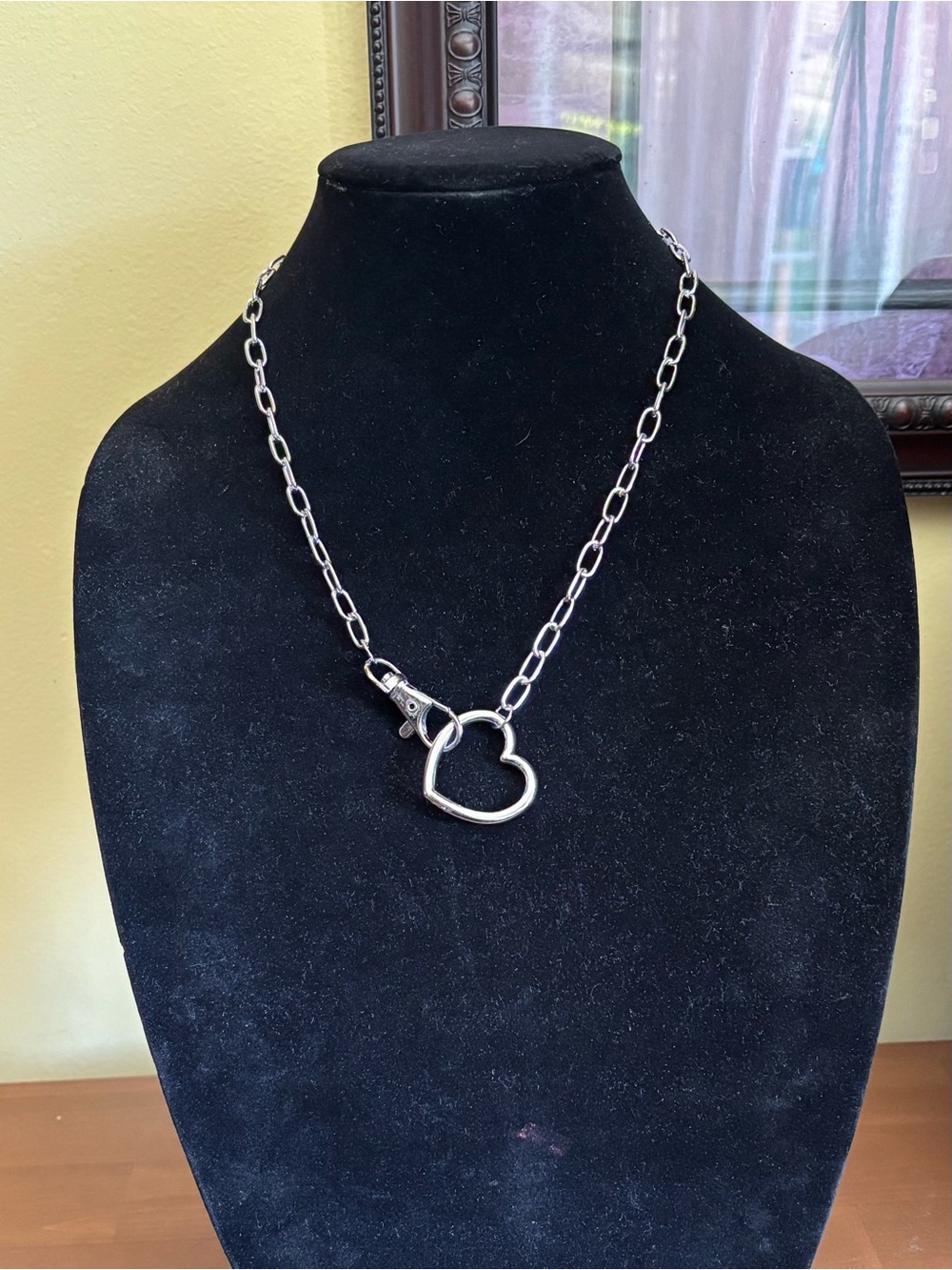 Adorable Silver Heart Pendant Chain Necklace